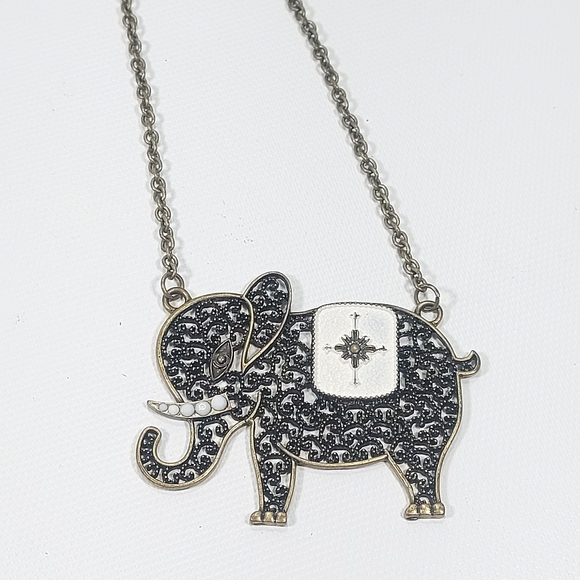 Elephant Pendant Off White Enamel Brass Chain Large Necklace - Picture 5 of 10